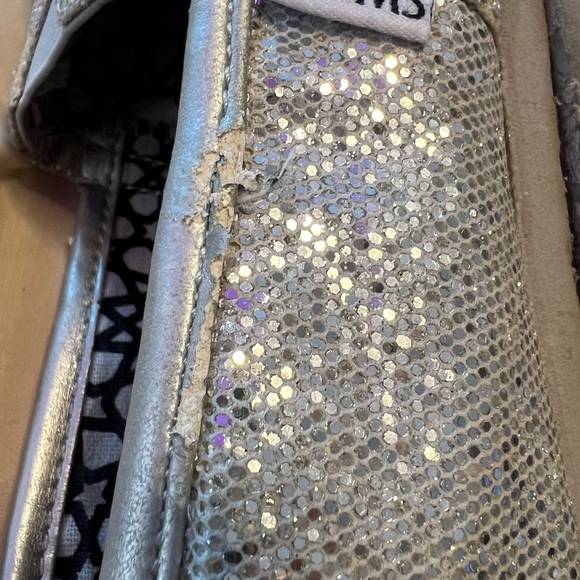TOMS Sparkly Loafers - Picture 10 of 11